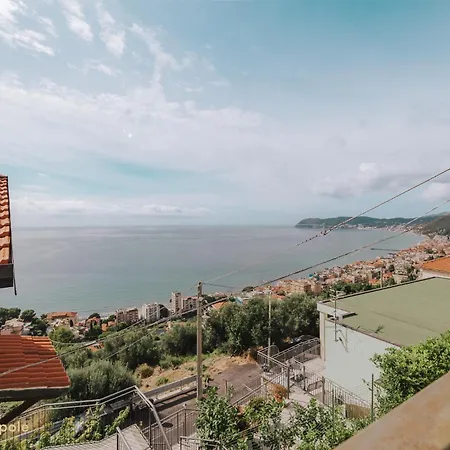 דירה Hill House אלסיו